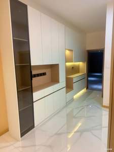 Armario de Habitación Tatami Personalizable Santopova con Puerta de MDF y Escritorio Integrado de Fábrica para Dormitorio - Product Image 2