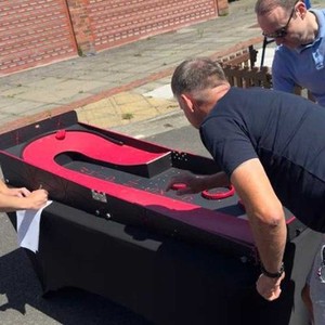 Whip N Skip Juego de Mesa de Metal para Interiores, Juego de Pelotas Rodantes Premium para Parques de Atracciones, Venta al por Mayor para Parques de Fiestas - Product Image 1