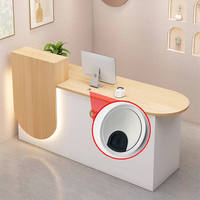 Comptoir de réception et de bureau moderne en bois pour salons de beauté, magasins de vêtements, salons de thé, hôpitaux - Conception personnalisable