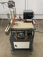 Perçage et fraisage CNC à économie d'énergie pour la fabrication de profilés thermiques en aluminium pour fenêtres, portes et murs-rideaux