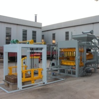 Machine à fabriquer des pavés en béton QT4-15