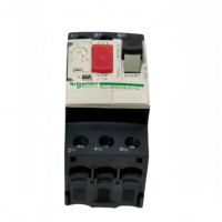 Disjoncteur de protection thermique-magnétique pour moteur série TeSys GV2-ME05C 690V 100kA Courbe BCD C Montage sur rail DIN 50/60Hz