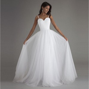 Wedding Dress Ball Gown Sweetheart Neckline Straps Off White Floor Length Simple Style - Product Image 1