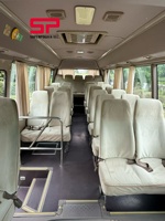 Minibus d'occasion Golden Dragon Coaster, 28 places, Yuchai 130HP, configuration 2+2, bus touristique non opérationnel