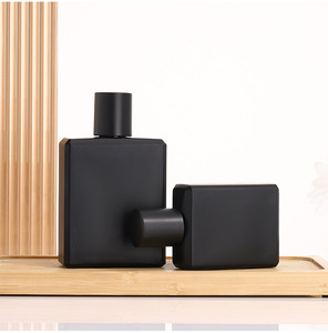 Luxury 50ml Thick Refillable Black Clear Glass Screen Printed Spray Perfume Bottle Screw Cap Empty Atomizer <strong>Reed</strong> <strong>Diffuser</strong> <strong>for</strong> - Product Image 3