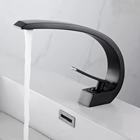 Robinet de salle de bain en laiton robinet d'évier mitigeur mitigeur froid et chaud belle conception de courbe