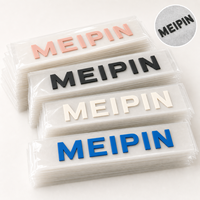 Étiquettes de vêtements en caoutchouc silicone, logo thermocollant, étiquette en silicone à transfert thermique, vente en gros, étiquette d'entretien en PVC souple lavable, étiquette de vêtement