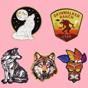 Broche de Esmalte Suave con Personaje del Juego <span class=keywords><strong>Crash</strong></span> Bandicoot, de Aleación de Zinc, para Decoración de Ropa y Mochilas, Envío Inmediato, Venta al por Mayor - Product Image 1