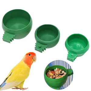 Nouveau gros mangeoires automatiques pour oiseaux et abreuvoirs pour cage à utiliser en plastique Pigeon et perroquet tasse à boire - Product Image 1