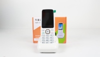 Téléphone 4G portable à réseau complet avec son élevé et sous-titres, téléphone pour personnes âgées avec appels haute définition VOLTE