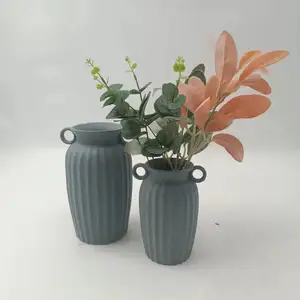 2024 nuevo jarrón de impresión 3D decoración de cerámica para el hogar fábrica de cerámica al por mayor jarrón gris flor