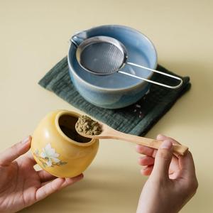 Juego de Tazas de Matcha de Gres con Batidor de Bambú, Diseño Wabi Sabi para la Ceremonia del Té - Product Image 3