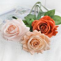 Künstliche Rosen in Burnt Orange mit großem Blütenkopf aus Latex für Weihnachten, Muttertag, Schulanfang, Partydekoration