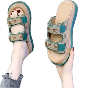 ขายส่งตรงจากโรงงาน รองเท้าผู้หญิงสำหรับฤดูร้อน ใส่ได้ทั้งนอกบ้านและในบ้าน ระบายอากาศได้ดี กันลื่น น้ำหนักเบา พื้นรองเท้าด้านบนทำจาก PU พื้นรองเท้าด้านล่างทำจากยาง แฟชั่น - Product Image 5