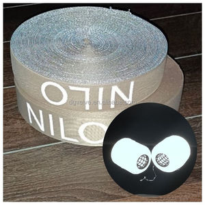 Hilo de tejido reflectante para correas de grado industrial para distribuidores de fábricas, suministro a granel, fabricación de correas de alta visibilidad - Product Image 1
