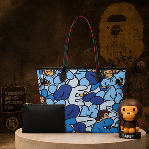 Bolso de Hombro para Mujer con Estampado de Dibujos Animados, Cierre de Cremallera, Material PU, Estilo Hip-Hop, Bolso de Compras con Dos Asas, MOQ de Una Pieza - Product Image 1