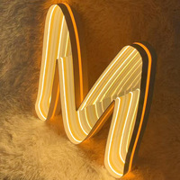 Enseigne LED GFace à haute luminosité avec effet visuel de tunnel profond et miroir infini 3D en verre conducteur, personnalisable pour logo mural de studio