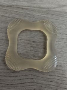 <span class=keywords><strong>Mordedor</strong></span> de Silicona Líquida Cuadrado Personalizado al por Mayor, Paquete de 2 para Bebés Antes y Después de la Dentición con Caja Portátil a Prueba de Polvo - Product Image 4