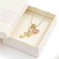 Collier en cuivre haut de gamme avec 26 lettres anglaises, accessoires pour filles, style européen et américain, collier à lettres de luxe léger