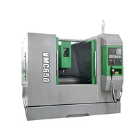 Centro de Mecanizado Vertical Multifuncional de 3 Ejes VMC650 BT40 con Control GSK