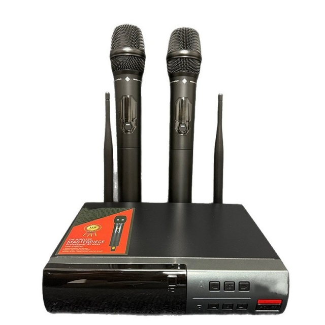 URX9900 Wireless Microphone One to Two Home UHF Infrared FM Microphone for Commercial Performances