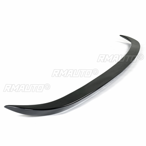 สปอยเลอร์หลังทรง AC สำหรับ BMW E60 ซีรีส์ 5 ปี 2004-2010 สีดำเงา - Product Image 3