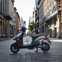 Motos Électriques 1500-2000W Fashion Factory 60V-72V, Ebike pour Utilisation en Moto de Route et Bicyclette