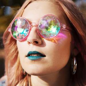 Gafas de Sol Redondas Personalizadas al por Mayor, Estilo Steampunk, para Hombres y Mujeres, Ideales para Festivales, Cosplay y Fiestas, con Lentes Caleidoscopio - Product Image 1