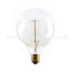 <span class=keywords><strong>Ampoule</strong></span> à <span class=keywords><strong>filament</strong></span> de <span class=keywords><strong>carbone</strong></span> vintage Edison, étanche, culot E26, matériau en laiton, camping en plein air, décorations lumineuses pour le Nouvel An et Noël, 40W - Product Image 4