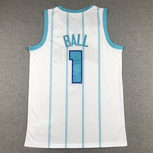 Vente Flash 2026 <span class=keywords><strong>LaMelo</strong></span> Ball # 1 Liam McNeeley # <span class=keywords><strong>Maillot</strong></span> de basket rétro à 7 points cousus pour hommes S-2XL - Product Image 3
