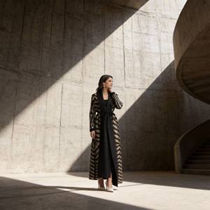 Robe Abaya Modeste Plissée Imprimée en Polyester, Vente en Gros Personnalisée pour Femmes Musulmanes - Product Image 4