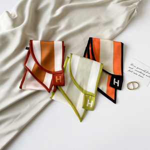 وشاح طويل من الساتان والشيفون للنساء سهل الاستخدام وأنيق للخريف والصيف - Product Image 3