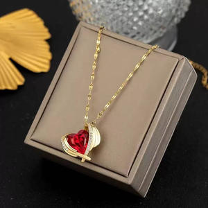 QX01163 popolare angelo ali rosso zircone cuore lega di rame placcato oro collana da donna Micro-intarsiato oceano ciondolo in rame - Product Image 4