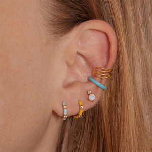 Pendientes CANNER, Aros Colgantes de Bambú Personalizados, Flor Colorida, Pequeños y Delicados, Hechos a Mano en 2023, con Esmalte Azul Tiffany - Product Image 5