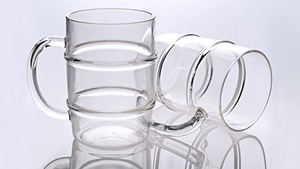 24 أونصة إبريق بلاستيك أواني شرب بيرة Stein مع مقبض صحن ماء بيرة - Product Image 3