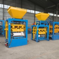 Meilleur Prix Qt4-26 Machine de Fabrication de Briques de Pavé Semi-Automatique Vibrante pour Blocs de Ciment avec Moteur