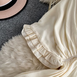 Novo Vestido Maxi Feminino 2026 de Verão Atacado com Decote V, Amarração Frontal, Manga com Babado e Camadas, Cintura Alta, Estilo Boho Praia, Elegante para Férias, Cor Creme - Product Image 6