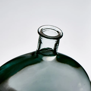 Bouteilles de spiritueux en verre cristal de couleur personnalisée, forme plate, 200ml/500ml, scellées au bouchon, pour vin, vodka, <span class=keywords><strong>tequila</strong></span>, brandy, spiritueux énergisants - Vente en gros - Product Image 4