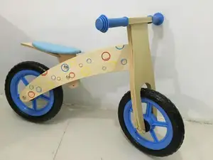 Großhandel Kinder Fahrrad benutzer definierte Logo Vorschule Kinder Holz Laufräder