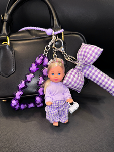 Llavero <span class=keywords><strong>de</strong></span> Muñeca con Sombrero Negro <span class=keywords><strong>de</strong></span> Diseño Moderno RW, con Bolso <span class=keywords><strong>de</strong></span> Paja Hecho a Mano, Lindos Juguetes <span class=keywords><strong>de</strong></span> Muñeca para Niñas, Llaveros <span class=keywords><strong>de</strong></span> Lujo para Mujeres y Niñas - Product Image 4