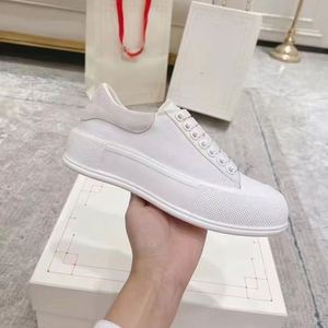 Logo personnalisé ! Chaussures en toile simples et élégantes avec semelles épaisses respirantes et antidérapantes - Baskets blanches - Product Image 5