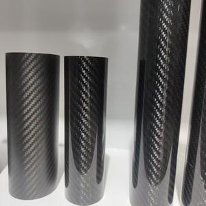 Tubes en fibre de carbone résistants à la corrosion avec résistance aux chocs et à la fatigue pour les applications d'ingénierie maritime - Product Image 2