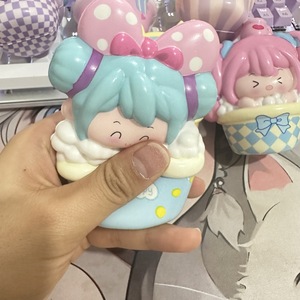 Lindos juguetes de baño de dibujos animados para niñas, muñecas flotantes de plástico con diseño de bañera de burbujas, edad de 2 a 4 años - Product Image 3