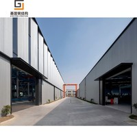 Taller Prefabricado de Estructura Metálica Ligera de Diseño Moderno con Paneles Sándwich en Paredes y Techo para Almacén