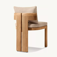 Chaise de salle à manger extérieure moderne en teck durable sans accoudoirs pour salle à manger latérale