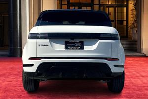 Land <span class=keywords><strong>Rover</strong></span> <span class=keywords><strong>Range</strong></span> <span class=keywords><strong>Rover</strong></span> <span class=keywords><strong>Evoque</strong></span> <span class=keywords><strong>P250</strong></span> Dynamic SE AWD R20 2024 USADO, Volante a la Izquierda, Asientos de Cuero Oscuro, ACC, Cámara Trasera Automática - Product Image 3