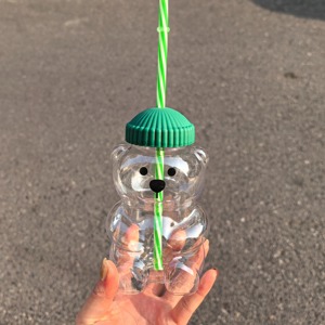 D5144 Copos de Plástico em Forma de Urso de Pelúcia com Design Clássico, Copos de Café e Suco para Uso em Restaurantes - Product Image 6