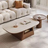 Ensemble de table basse élégante et moderne pour salon, avec plateau en pierre frittée légère et base en bois, pour la maison ou le bureau