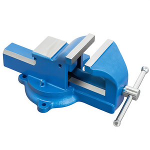 Tornillo de Banco Giratorio de Acero Fervi de 6 Pulgadas, Tornillo de Banco de Alta Resistencia con Mordaza Ajustable para Trabajos en Metal y Madera - Product Image 2