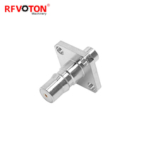 Adaptateur coaxial coaxial Rf d'alimentation d'usine QMA femelle Jack bride de montage sur panneau vers MCX femelle Jack connecteurs droits connecteur